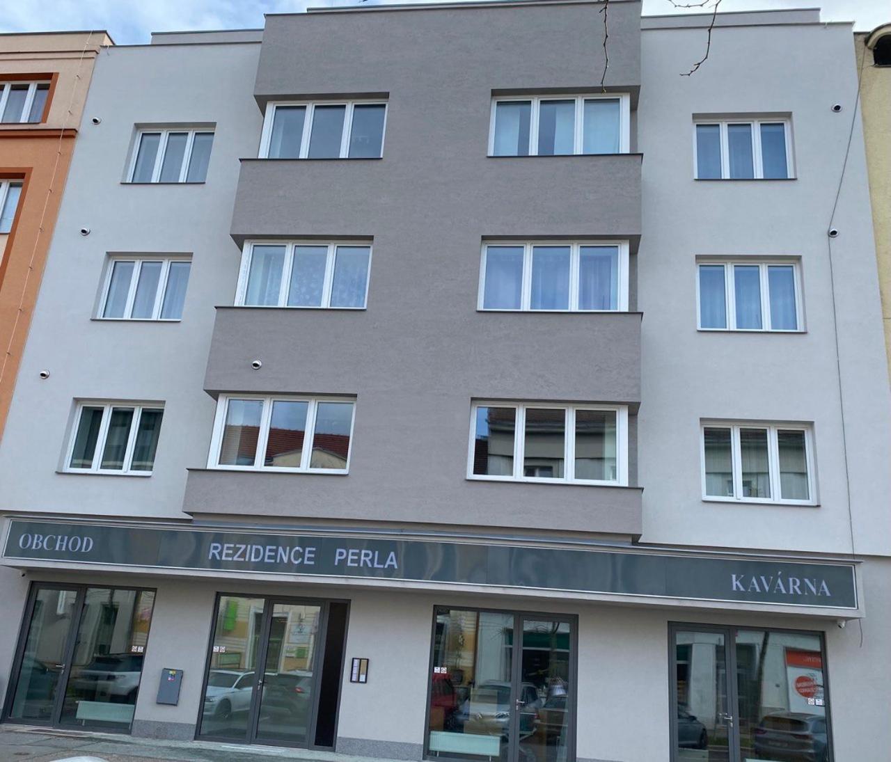 Perla Hradce 202 Apartment Hradec Králové Exterior foto